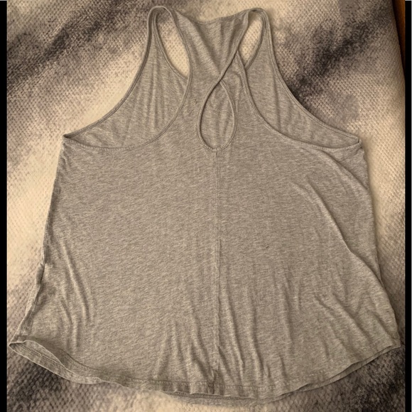 Under Armour tank top - Picture 7 of 10
